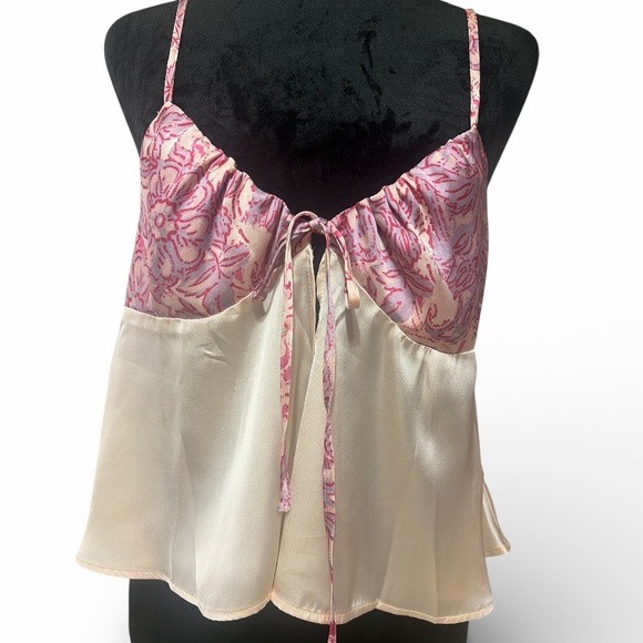 Free People Bohemian Nights Cami A Perfect Blend of Free-Spirited Elegance,New - Picture 2 of 9